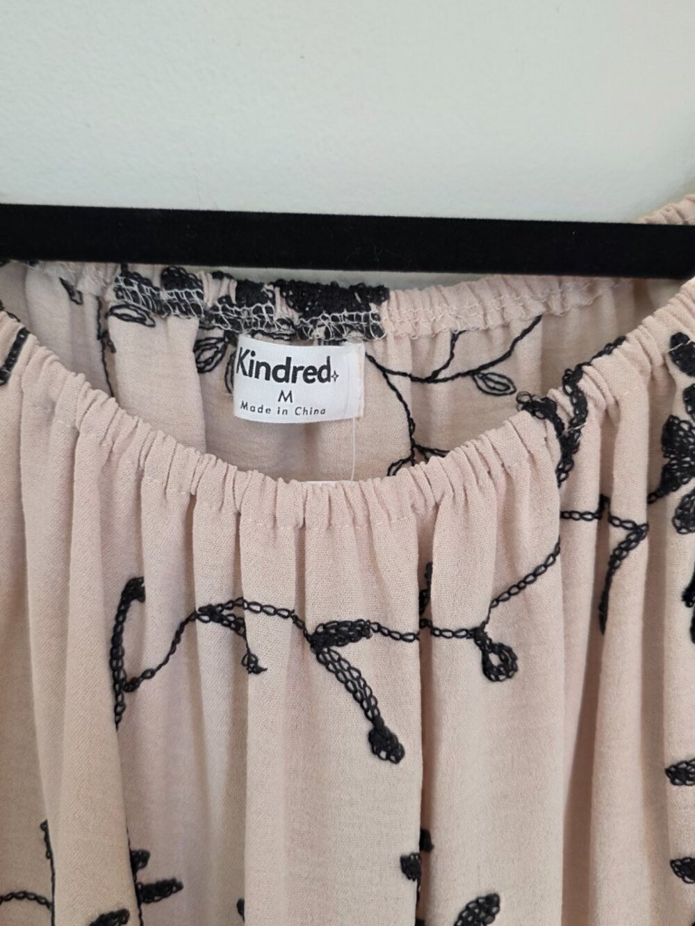 NWOT Kindred Tan Black Floral Embroidered Tiered Boho Dress | Size Medium - Picture 5 of 11